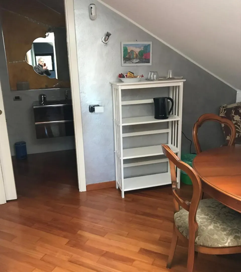 B&B Borgo Dei Fiori Rozzano 0*,